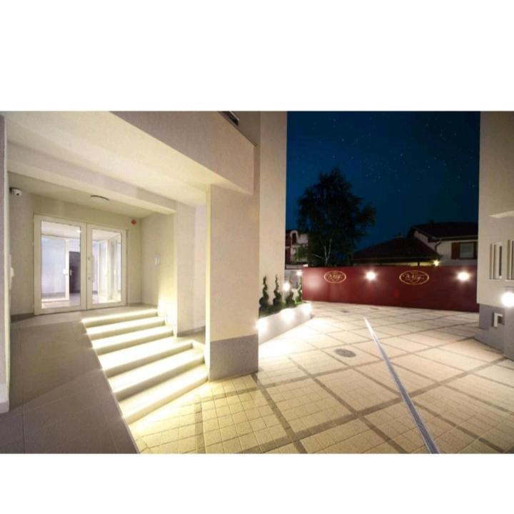 Wing Club Dajana Aparthotel Jagodina Exterior photo